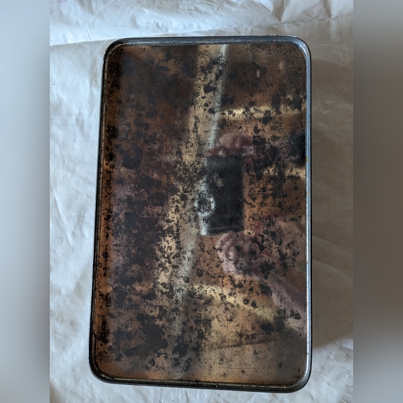 Vintage Teniers Biscuit Tin - Picture 3 of 4